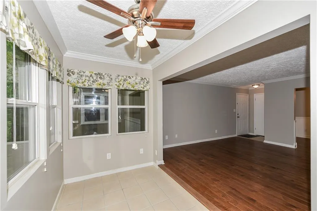 5151 Roswell Road Unit 4, Atlanta, Georgia 30342, 2 Bedrooms Bedrooms, ,2 BathroomsBathrooms,Residential,Sold,5151 Roswell Road Unit 4,6722920