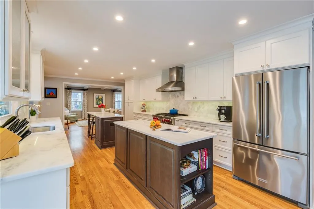 Sandy Springs, Georgia 30328, 4 Bedrooms Bedrooms, ,2 BathroomsBathrooms,Residential,Sold,7347982