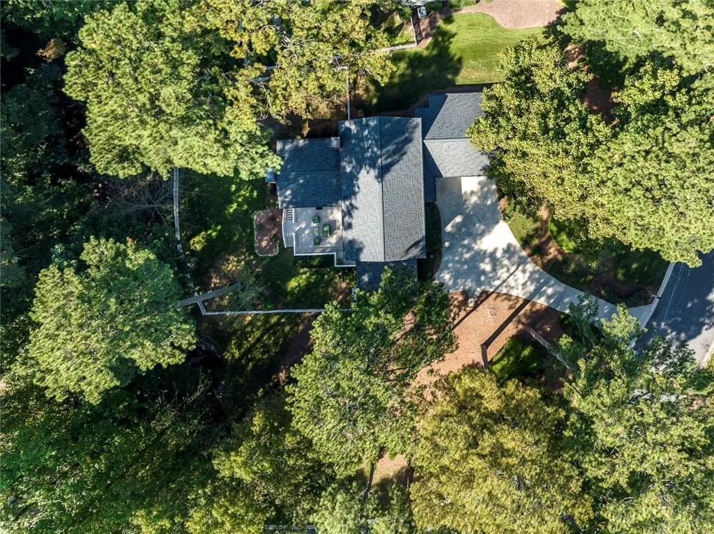 Sandy Springs, Georgia 30328, 4 Bedrooms Bedrooms, ,2 BathroomsBathrooms,Residential,Sold,7347982