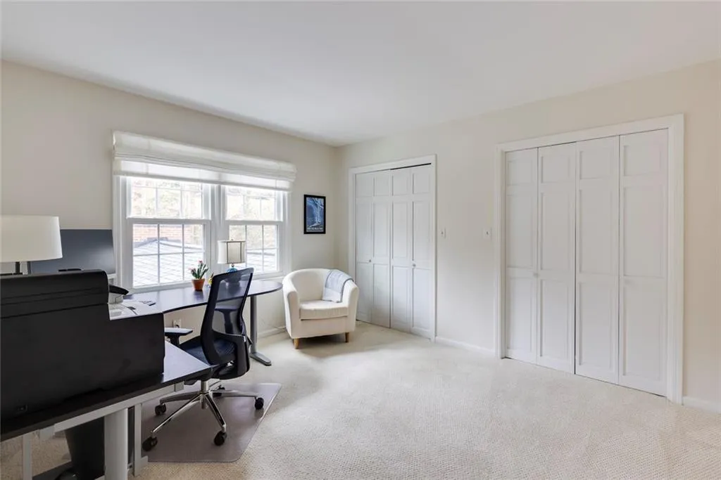 Sandy Springs, Georgia 30328, 4 Bedrooms Bedrooms, ,2 BathroomsBathrooms,Residential,Sold,7347982