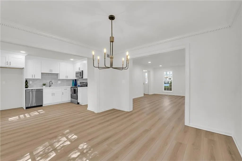 1 N Boundary Place Nw, Atlanta, Georgia 30318, 3 Bedrooms Bedrooms, ,2 BathroomsBathrooms,Residential,For Sale,1 N Boundary Place Nw,7587236