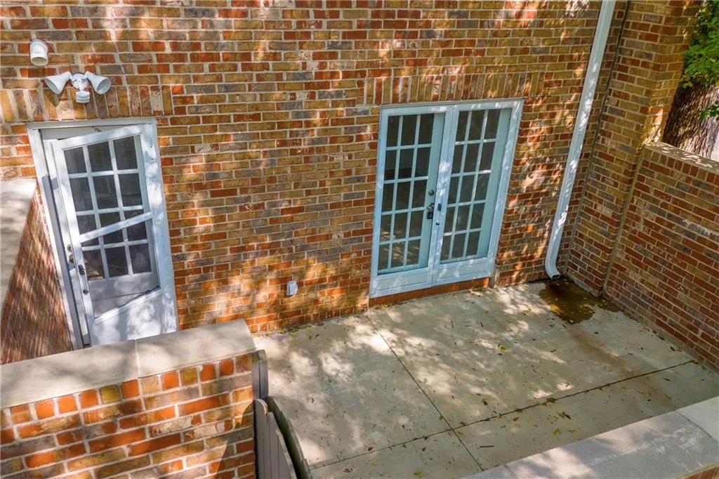 1 N Boundary Place Nw, Atlanta, Georgia 30318, 3 Bedrooms Bedrooms, ,2 BathroomsBathrooms,Residential,For Sale,1 N Boundary Place Nw,7587236