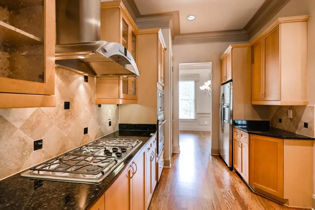 1039 Pearl Point, Sandy Springs, Georgia 30328, 2 Bedrooms Bedrooms, ,3 BathroomsBathrooms,Residential,Sold,1039 Pearl Point,5872461