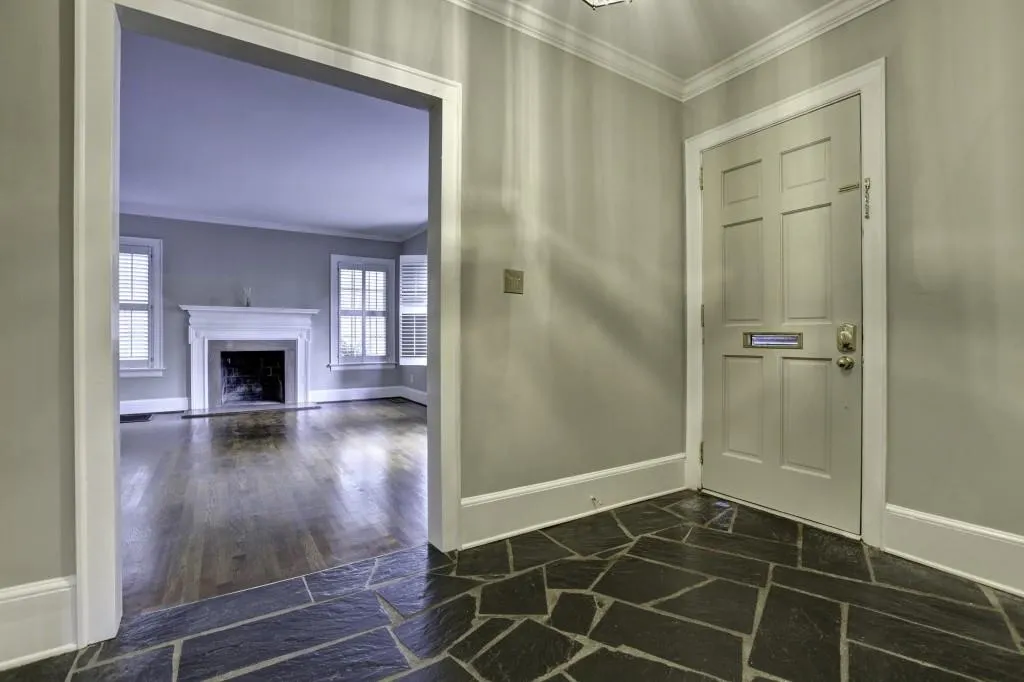 2083 Golfview Drive Nw, Atlanta, Georgia 30309, 3 Bedrooms Bedrooms, ,2 BathroomsBathrooms,Residential,Sold,2083 Golfview Drive Nw,5727586