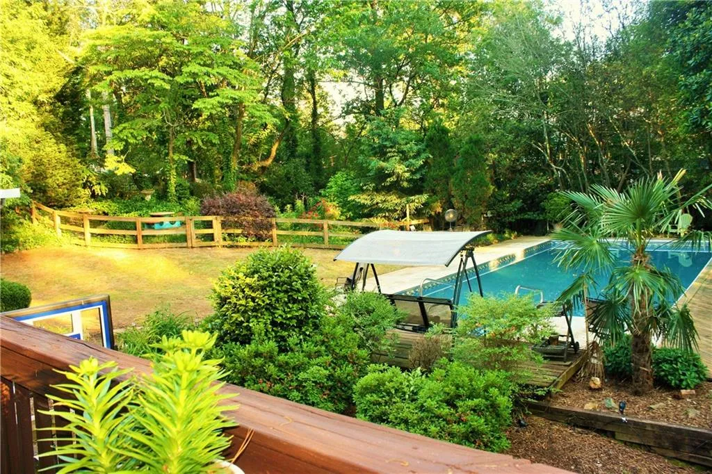 5800 Hilderbrand Drive, Sandy Springs, Georgia 30328, 4 Bedrooms Bedrooms, ,3 BathroomsBathrooms,Residential,Sold,5800 Hilderbrand Drive,5648524