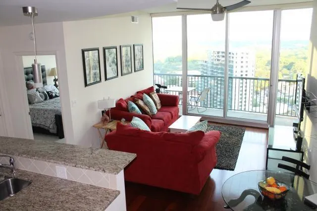 1080 Peachtree Street Ne Unit 2205, Atlanta, Georgia 30309, 1 Bedroom Bedrooms, ,1 BathroomBathrooms,Residential,Sold,1080 Peachtree Street Ne Unit 2205,5701269