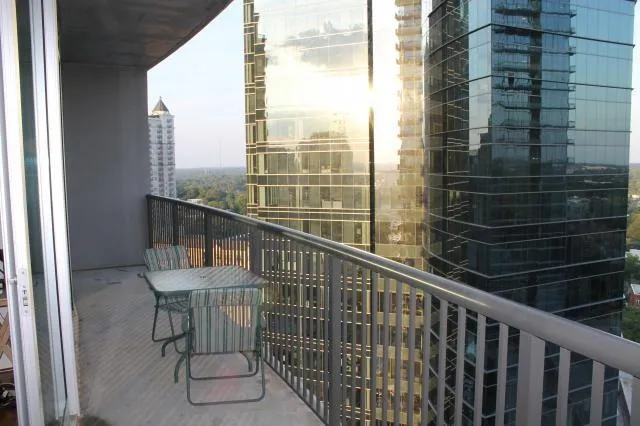 1080 Peachtree Street Ne Unit 2205, Atlanta, Georgia 30309, 1 Bedroom Bedrooms, ,1 BathroomBathrooms,Residential,Sold,1080 Peachtree Street Ne Unit 2205,5701269