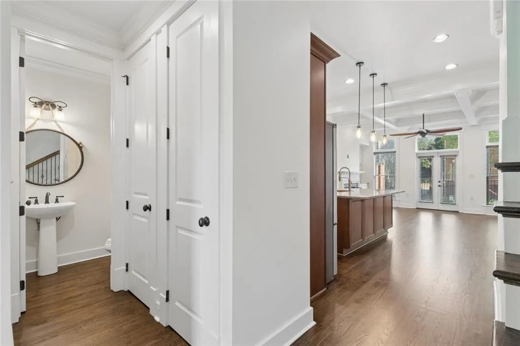1014 River Vista Drive, Atlanta, Georgia 30339, 4 Bedrooms Bedrooms, ,4 BathroomsBathrooms,Residential,For Sale,1014 River Vista Drive,7744426