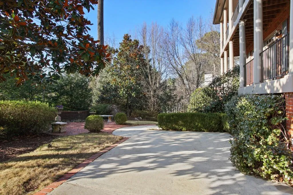 2807 Osborne Road Ne, Brookhaven, Georgia 30319, 5 Bedrooms Bedrooms, ,4 BathroomsBathrooms,Residential,Sold,2807 Osborne Road Ne,5951890