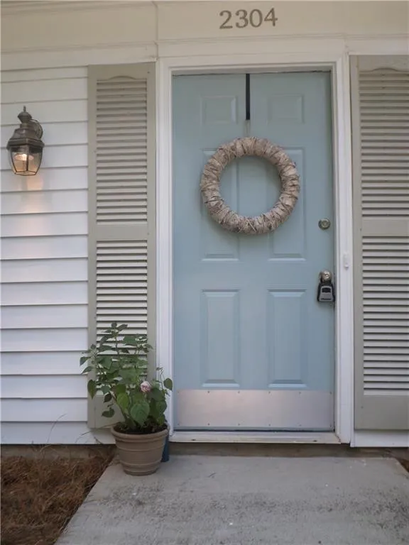 2304 Queen Anne Court, Sandy Springs, Georgia 30350, 2 Bedrooms Bedrooms, ,2 BathroomsBathrooms,Residential,Sold,2304 Queen Anne Court,5885027