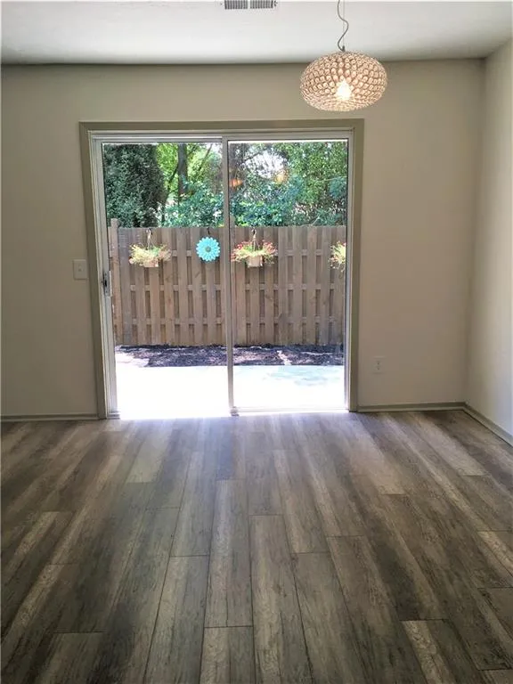 2304 Queen Anne Court, Sandy Springs, Georgia 30350, 2 Bedrooms Bedrooms, ,2 BathroomsBathrooms,Residential,Sold,2304 Queen Anne Court,5885027