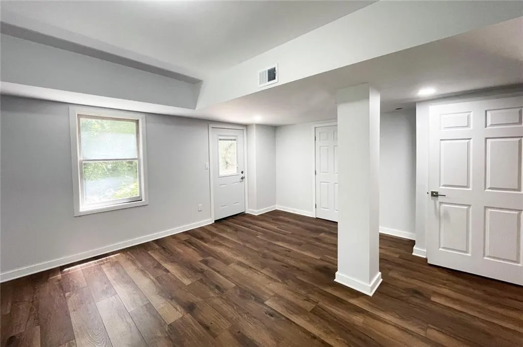 Downstairs Bedroom 5 or office with side entrance. Downstairs Bedroom 5 or office with side entrance.