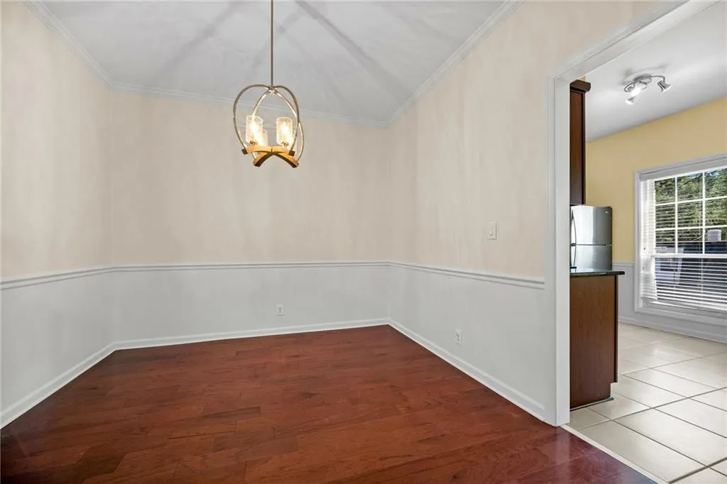 5145 Chemin De Vie, Sandy Springs, Georgia 30342, 2 Bedrooms Bedrooms, ,2 BathroomsBathrooms,Residential,Sold,5145 Chemin De Vie,6959315