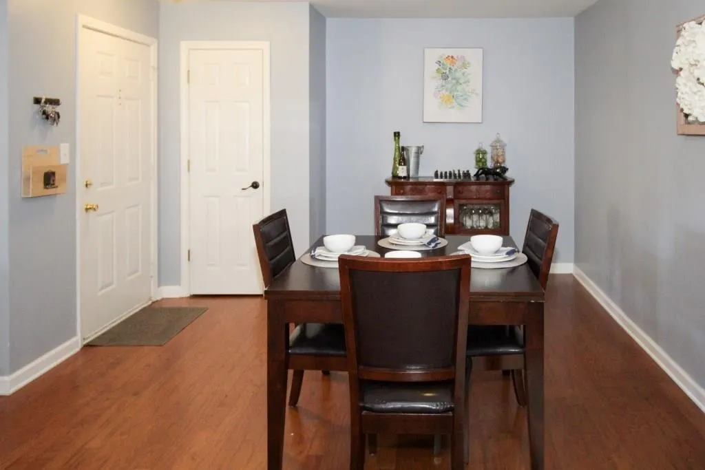 406 Brighton Point, Atlanta, Georgia 30328, 2 Bedrooms Bedrooms, ,2 BathroomsBathrooms,Residential,Sold,406 Brighton Point,5958228
