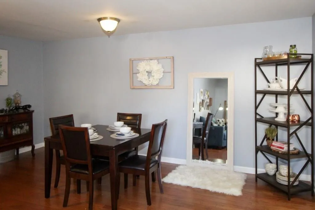 406 Brighton Point, Atlanta, Georgia 30328, 2 Bedrooms Bedrooms, ,2 BathroomsBathrooms,Residential,Sold,406 Brighton Point,5958228