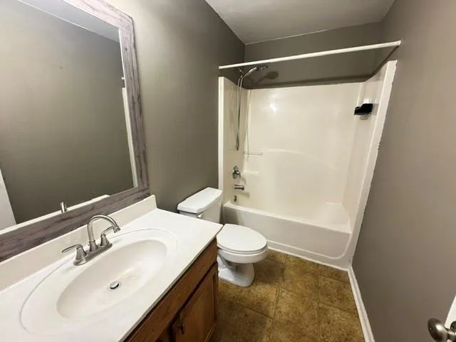 1170