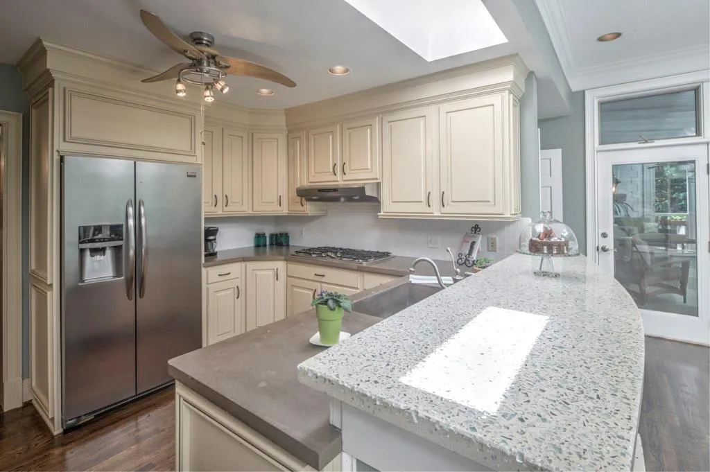 585 Idlewood Drive, Atlanta, Georgia 30327, 6 Bedrooms Bedrooms, ,5 BathroomsBathrooms,Residential,Sold,585 Idlewood Drive,5697225