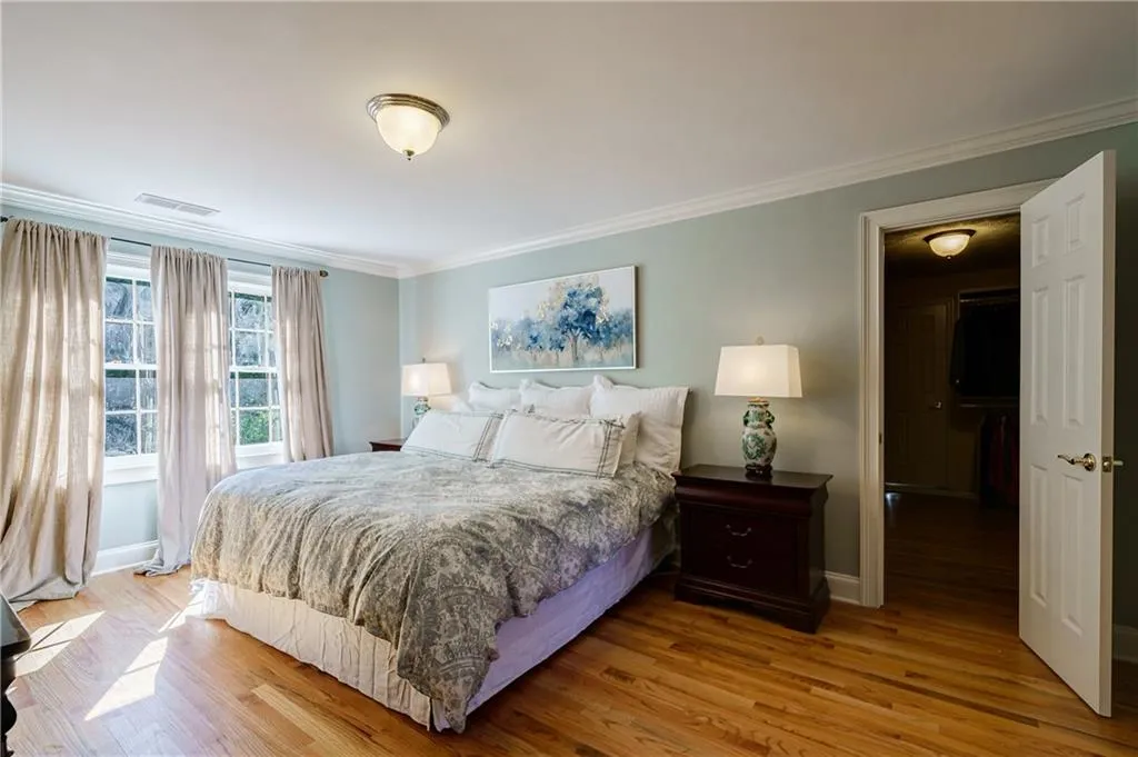 305 Drummen Court, Atlanta, Georgia 30328, 4 Bedrooms Bedrooms, ,3 BathroomsBathrooms,Residential,Sold,305 Drummen Court,7049471