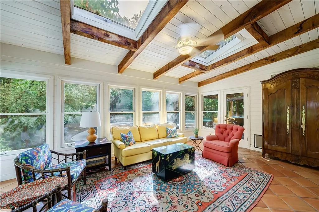 305 Drummen Court, Atlanta, Georgia 30328, 4 Bedrooms Bedrooms, ,3 BathroomsBathrooms,Residential,Sold,305 Drummen Court,7049471