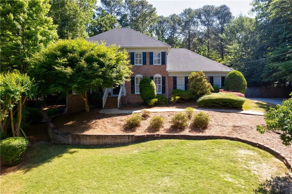 305 Drummen Court, Atlanta, Georgia 30328, 4 Bedrooms Bedrooms, ,3 BathroomsBathrooms,Residential,Sold,305 Drummen Court,7049471