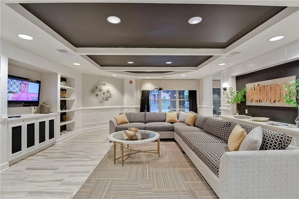 200 River Vista Drive Unit 702, Atlanta, Georgia 30339, 2 Bedrooms Bedrooms, ,2 BathroomsBathrooms,Residential,Sold,200 River Vista Drive Unit 702,6746701