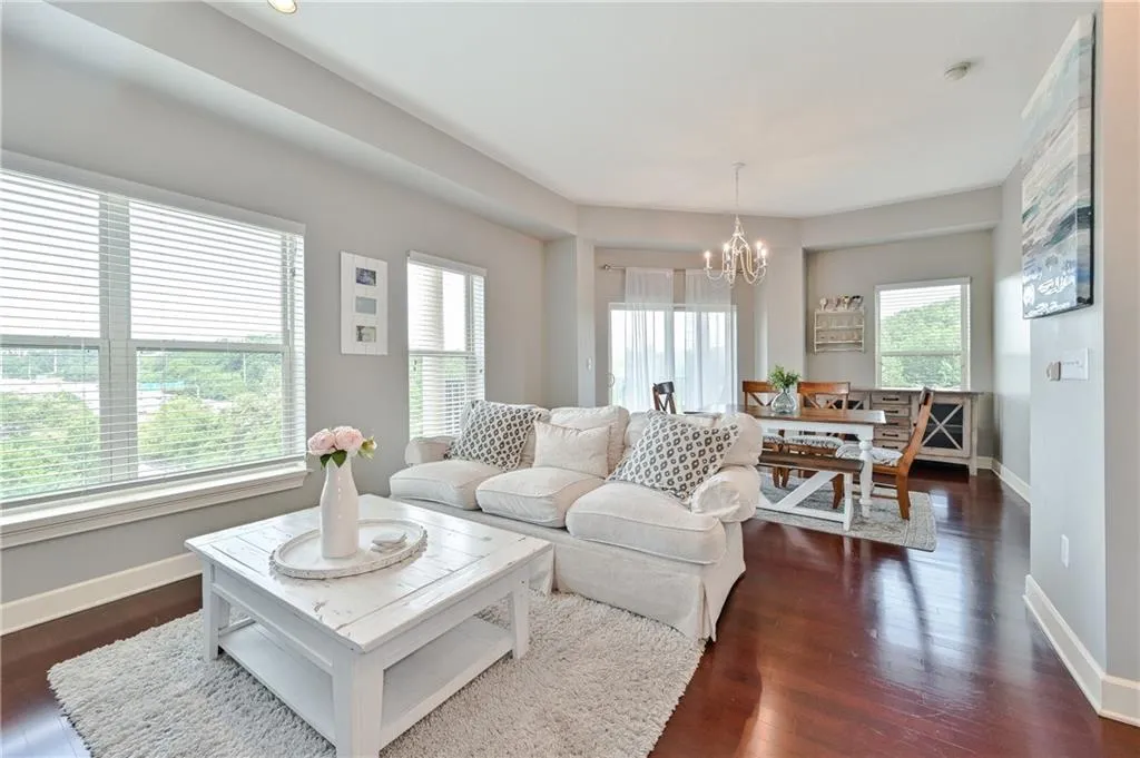 200 River Vista Drive Unit 702, Atlanta, Georgia 30339, 2 Bedrooms Bedrooms, ,2 BathroomsBathrooms,Residential,Sold,200 River Vista Drive Unit 702,6746701