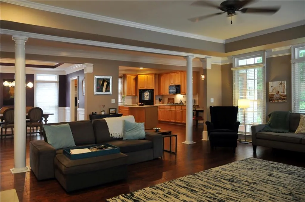 996 Pitts Road Unit I, Sandy Springs, Georgia 30350, 4 Bedrooms Bedrooms, ,3 BathroomsBathrooms,Residential,Sold,996 Pitts Road Unit I,5704962