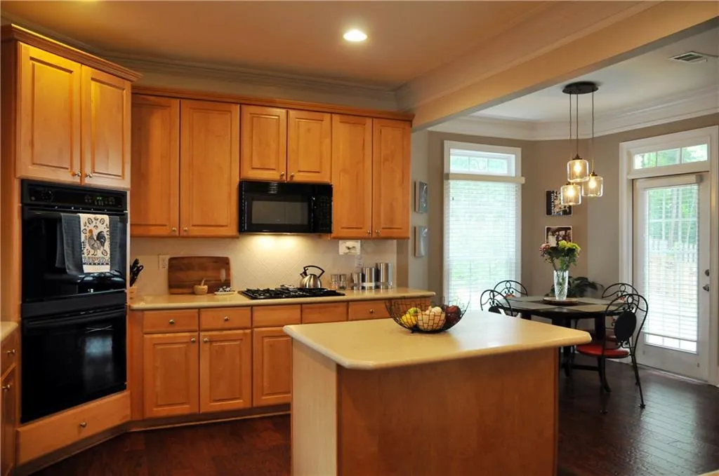 996 Pitts Road Unit I, Sandy Springs, Georgia 30350, 4 Bedrooms Bedrooms, ,3 BathroomsBathrooms,Residential,Sold,996 Pitts Road Unit I,5704962