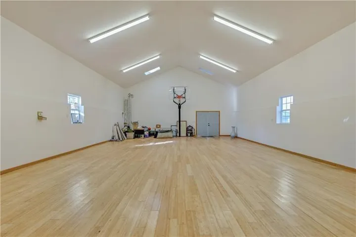 1170