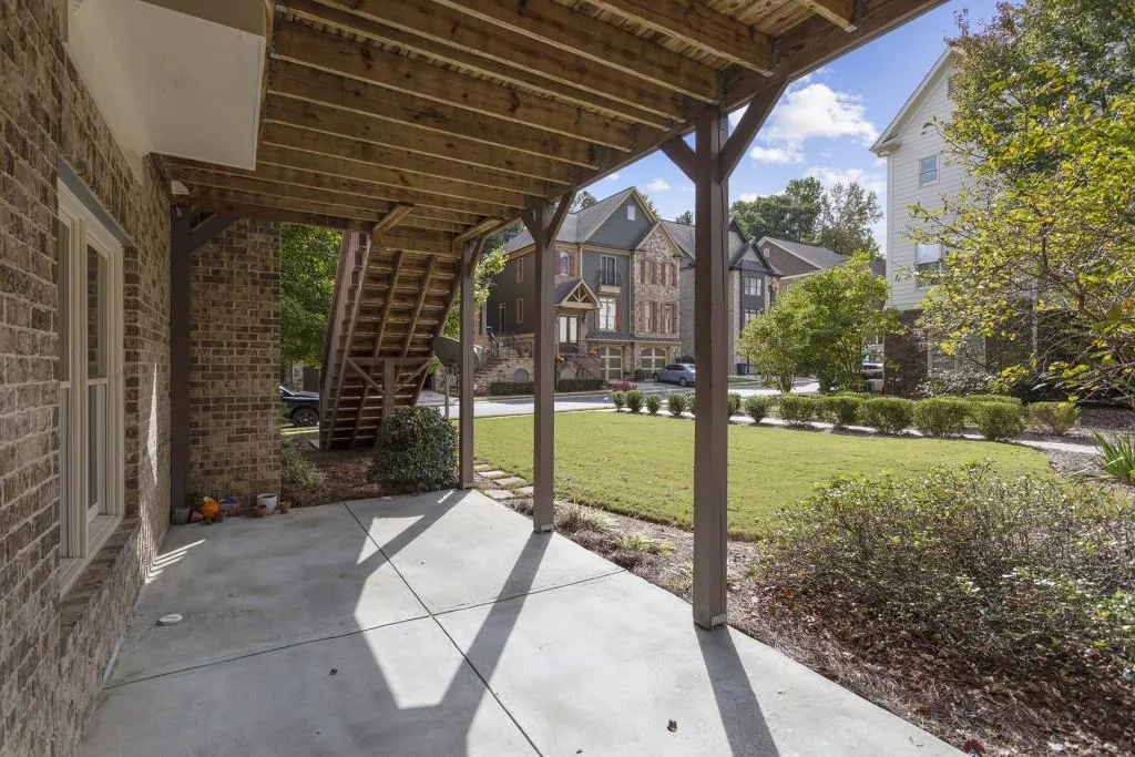7968 Magnolia Square, Sandy Springs, Georgia 30350, 4 Bedrooms Bedrooms, ,3 BathroomsBathrooms,Residential,Sold,7968 Magnolia Square,6800080