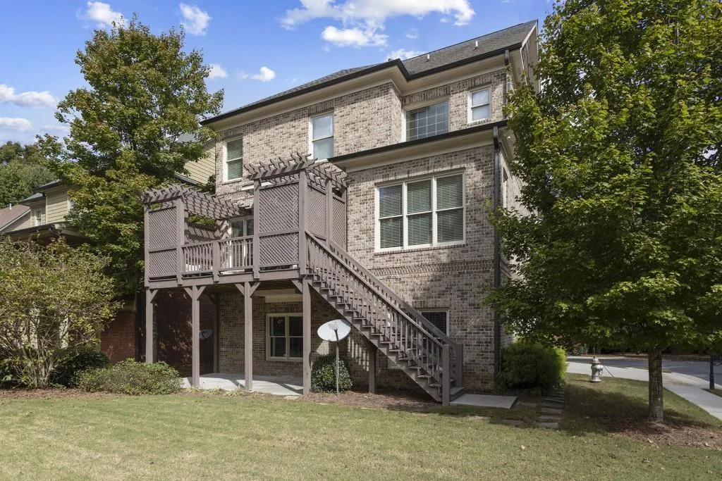 7968 Magnolia Square, Sandy Springs, Georgia 30350, 4 Bedrooms Bedrooms, ,3 BathroomsBathrooms,Residential,Sold,7968 Magnolia Square,6800080