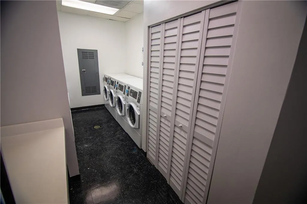 795 Hammond Drive Unit 609, Atlanta, Georgia 30328, 1 Bedroom Bedrooms, ,1 BathroomBathrooms,Residential,Sold,795 Hammond Drive Unit 609,6969401