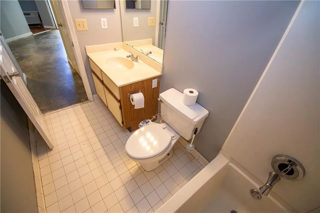 795 Hammond Drive Unit 609, Atlanta, Georgia 30328, 1 Bedroom Bedrooms, ,1 BathroomBathrooms,Residential,Sold,795 Hammond Drive Unit 609,6969401