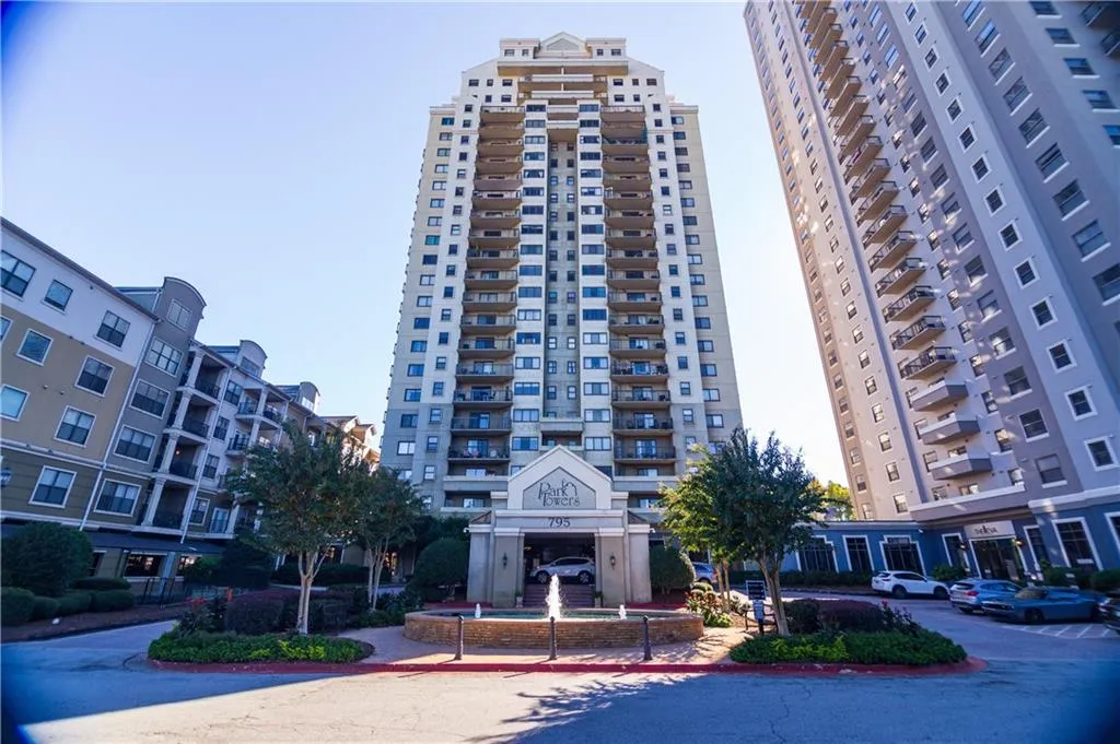 795 Hammond Drive Unit 609, Atlanta, Georgia 30328, 1 Bedroom Bedrooms, ,1 BathroomBathrooms,Residential,Sold,795 Hammond Drive Unit 609,6969401