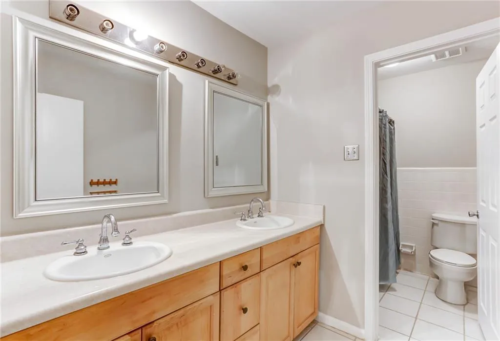 Georgia 30328, ,2 BathroomsBathrooms,Residential,Sold,6676274