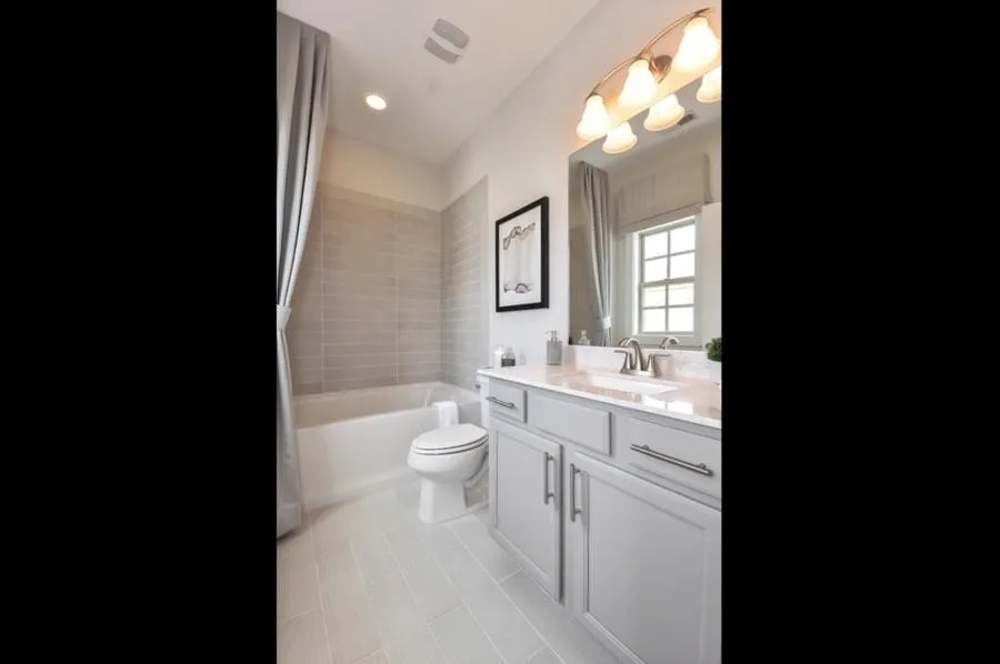 2013 Wheaton Way, Sandy Springs, Georgia 30328, 3 Bedrooms Bedrooms, ,4 BathroomsBathrooms,Residential,Sold,2013 Wheaton Way,5766903