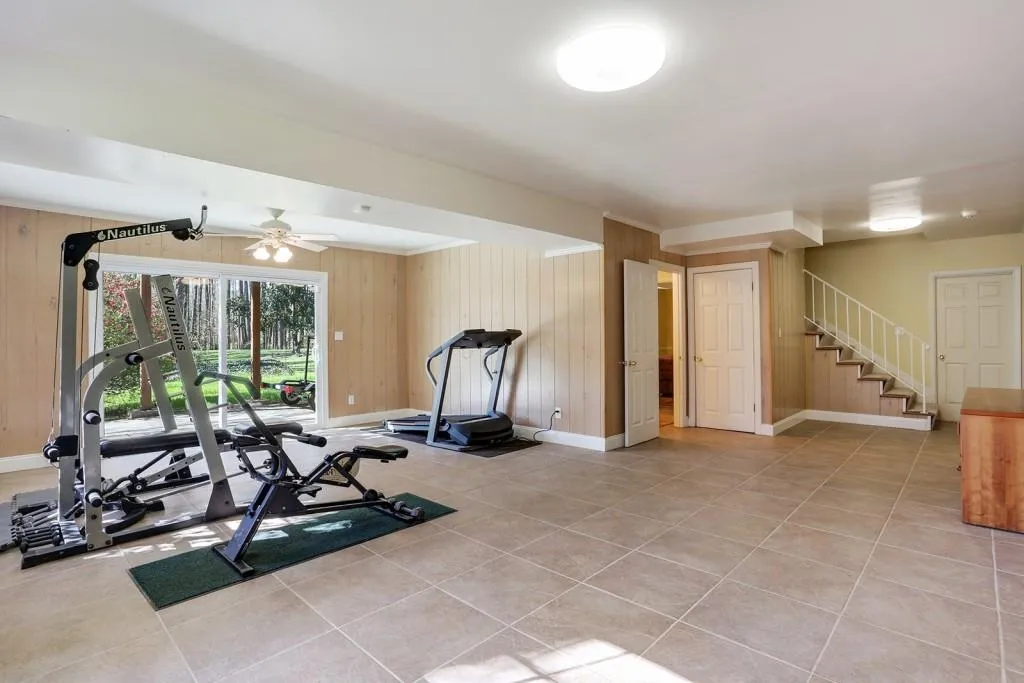 1185 Dunwoody Road, Sandy Springs, Georgia 30338, 5 Bedrooms Bedrooms, ,3 BathroomsBathrooms,Residential,Sold,1185 Dunwoody Road,5661304