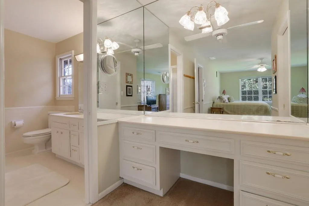 1185 Dunwoody Road, Sandy Springs, Georgia 30338, 5 Bedrooms Bedrooms, ,3 BathroomsBathrooms,Residential,Sold,1185 Dunwoody Road,5661304