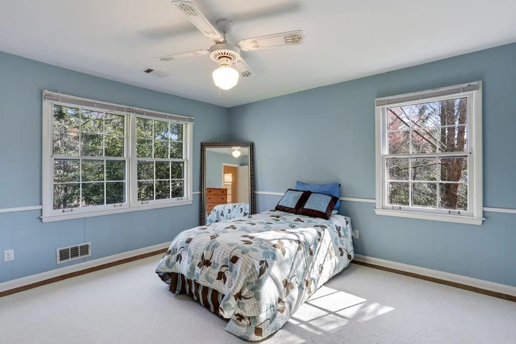 1185 Dunwoody Road, Sandy Springs, Georgia 30338, 5 Bedrooms Bedrooms, ,3 BathroomsBathrooms,Residential,Sold,1185 Dunwoody Road,5661304