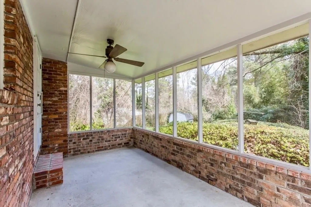 6715 Wright Road, Sandy Springs, Georgia 30328, 3 Bedrooms Bedrooms, ,2 BathroomsBathrooms,Residential,Sold,6715 Wright Road,6525695