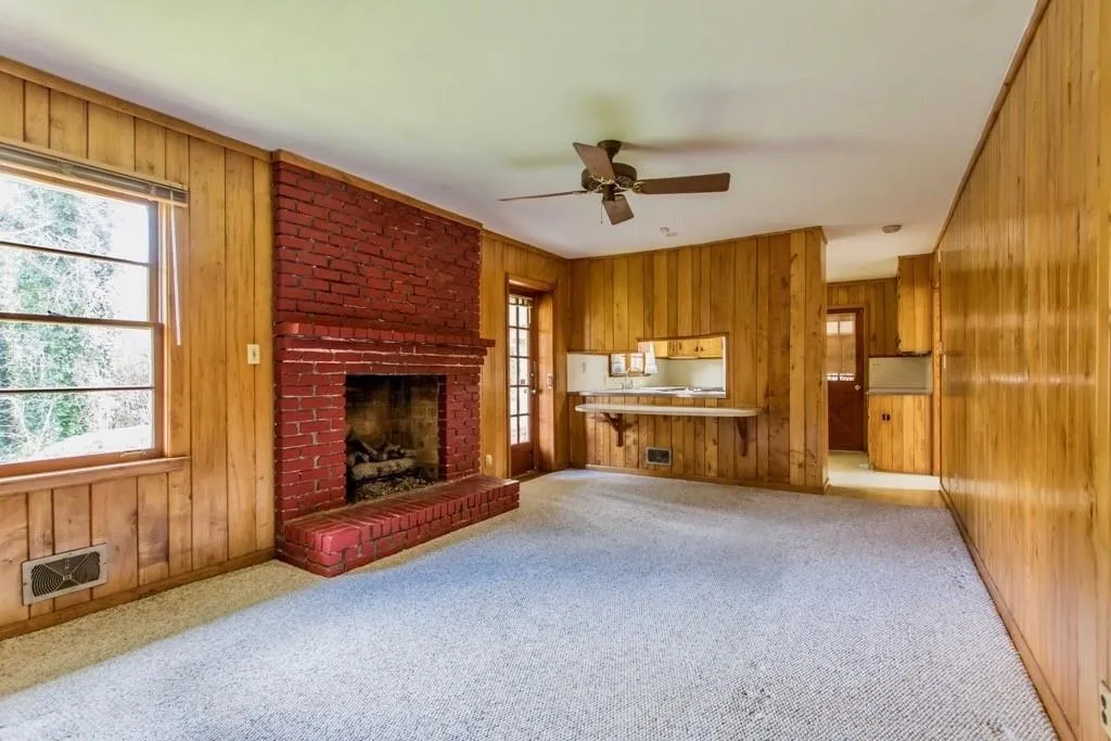 6715 Wright Road, Sandy Springs, Georgia 30328, 3 Bedrooms Bedrooms, ,2 BathroomsBathrooms,Residential,Sold,6715 Wright Road,6525695