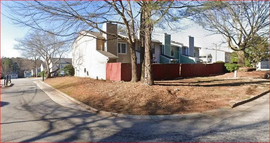 1021 Thornwoode Lane, Stone Mountain, Georgia 30083