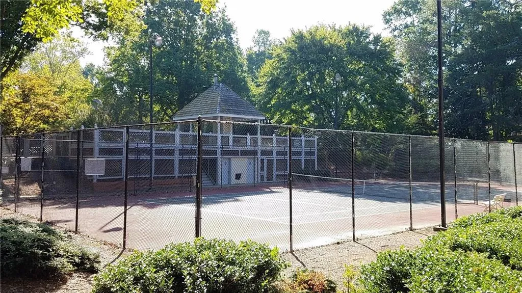 710 Abingdon Way, Atlanta, Georgia 30328, 1 Bedroom Bedrooms, ,1 BathroomBathrooms,Residential,Sold,710 Abingdon Way,6082199