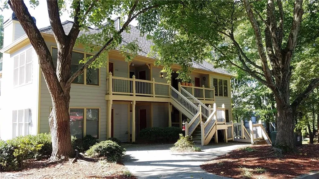 710 Abingdon Way, Atlanta, Georgia 30328, 1 Bedroom Bedrooms, ,1 BathroomBathrooms,Residential,Sold,710 Abingdon Way,6082199