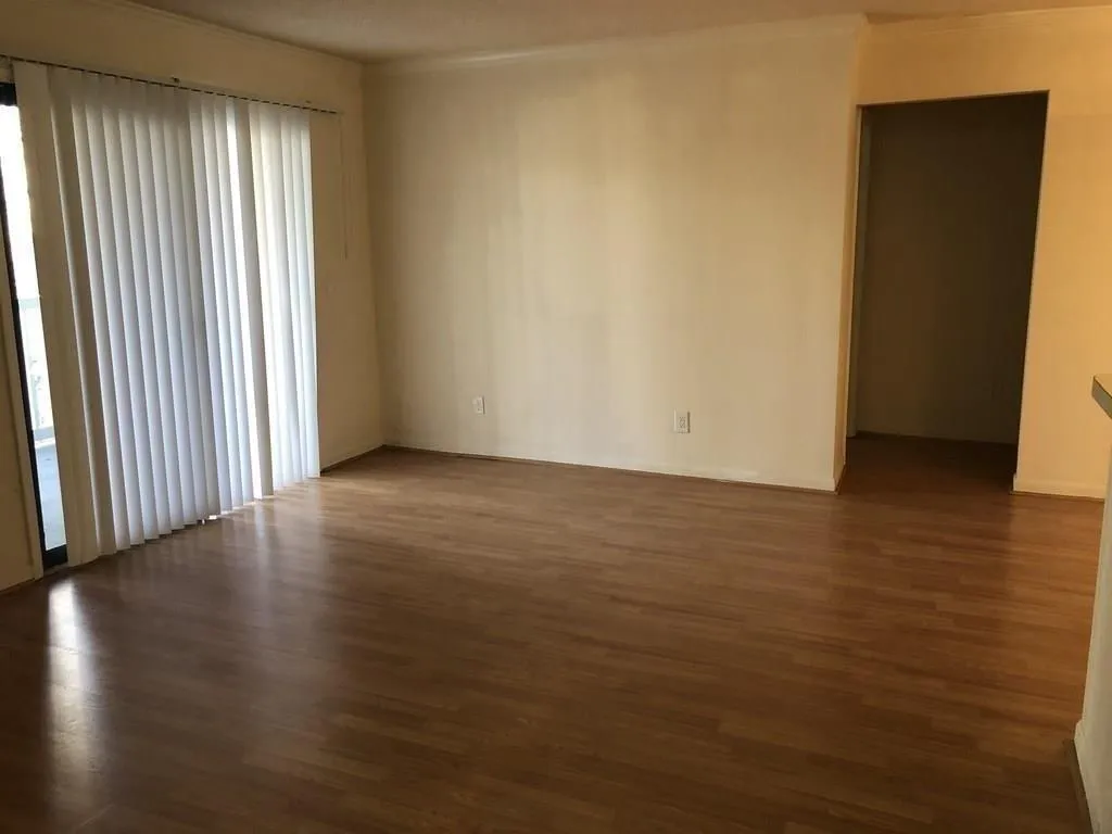 101 Barrington Hills Drive, Atlanta, Georgia 30350, 1 Bedroom Bedrooms, ,1 BathroomBathrooms,Residential,Sold,101 Barrington Hills Drive,6628226