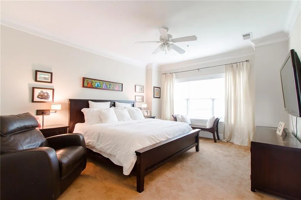 1123 Glenridge Place, Atlanta, Georgia 30342, 3 Bedrooms Bedrooms, ,2 BathroomsBathrooms,Residential,Sold,1123 Glenridge Place,5832111