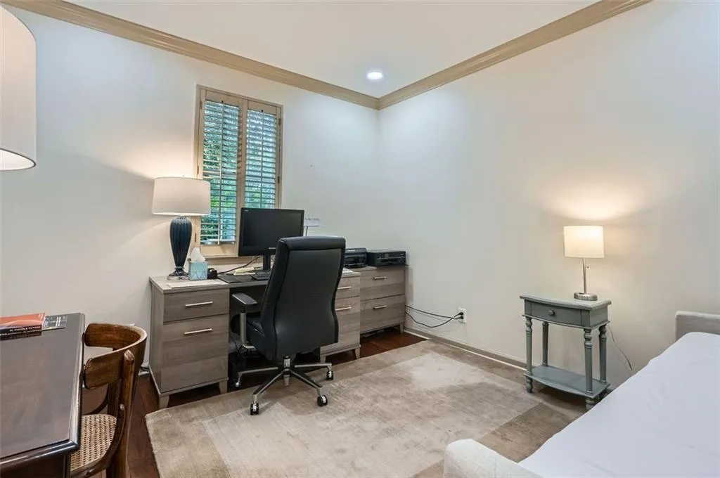 2499 Peachtree Road Ne Unit 108, Atlanta, Georgia 30305, 2 Bedrooms Bedrooms, ,2 BathroomsBathrooms,Residential,For Sale,2499 Peachtree Road Ne Unit 108,7641661