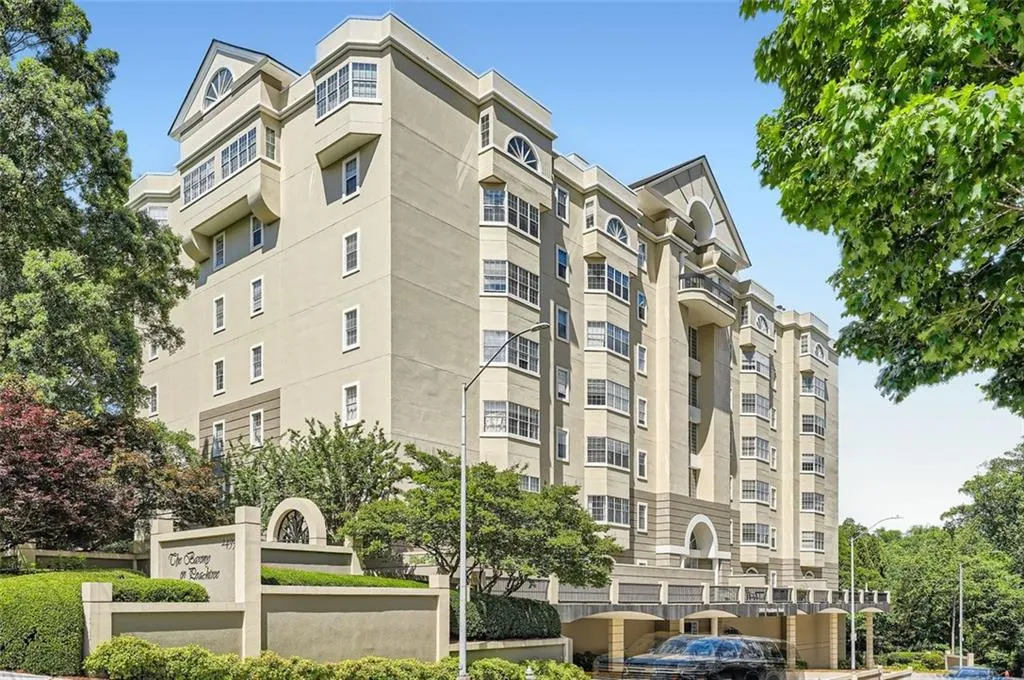 2499 Peachtree Road Ne Unit 108, Atlanta, Georgia 30305, 2 Bedrooms Bedrooms, ,2 BathroomsBathrooms,Residential,For Sale,2499 Peachtree Road Ne Unit 108,7641661