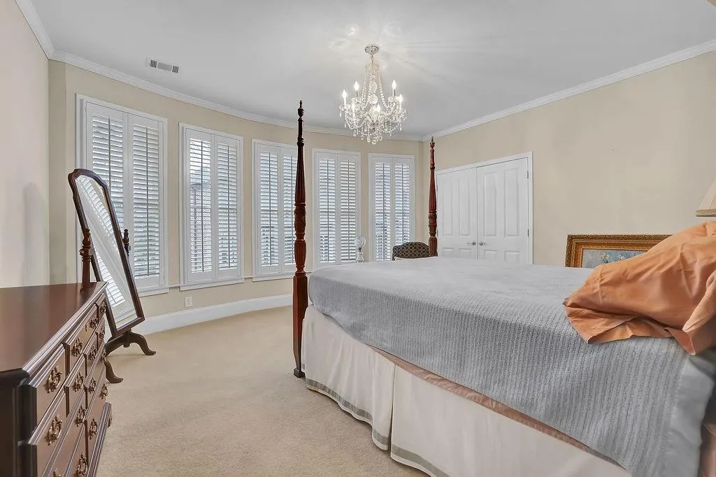 515 Glengate Cove, Sandy Springs, Georgia 30328, 5 Bedrooms Bedrooms, ,5 BathroomsBathrooms,Residential,Sold,515 Glengate Cove,7154415