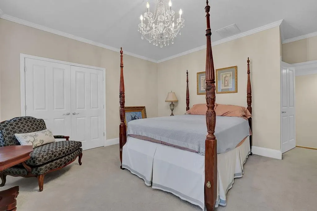 515 Glengate Cove, Sandy Springs, Georgia 30328, 5 Bedrooms Bedrooms, ,5 BathroomsBathrooms,Residential,Sold,515 Glengate Cove,7154415